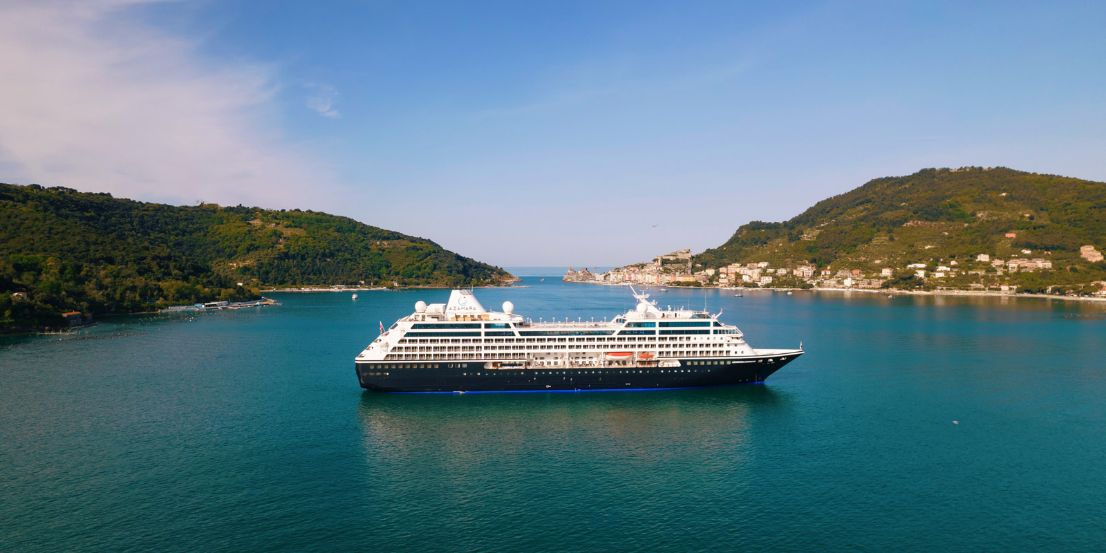 Fartyget Azamara Onward utanför Portovenere, Italien.