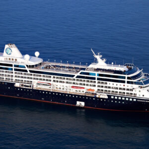 Kryssningsfartyget Azamara Quest ute till havs.