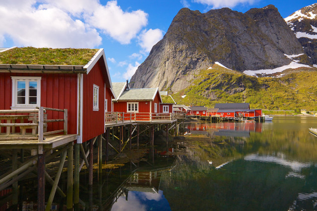 Fiskebyn Reine i Lofoten, Norge.