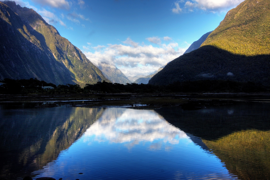 Nya Zeelands fjordar i Milford Sound