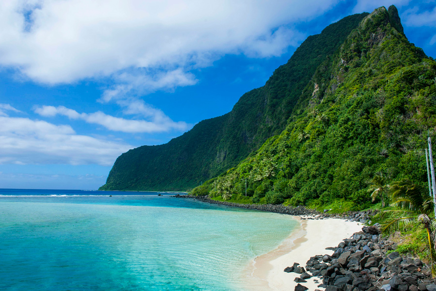 Vykortsvackert landskap på Samoa.