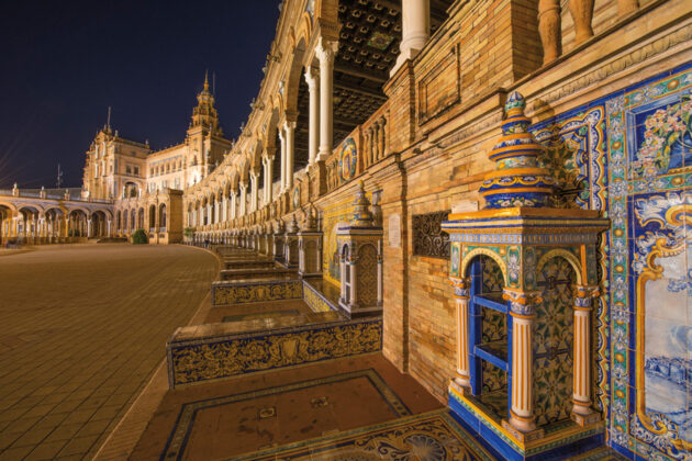 Plaza de Espana i Sevilla, Spanien.