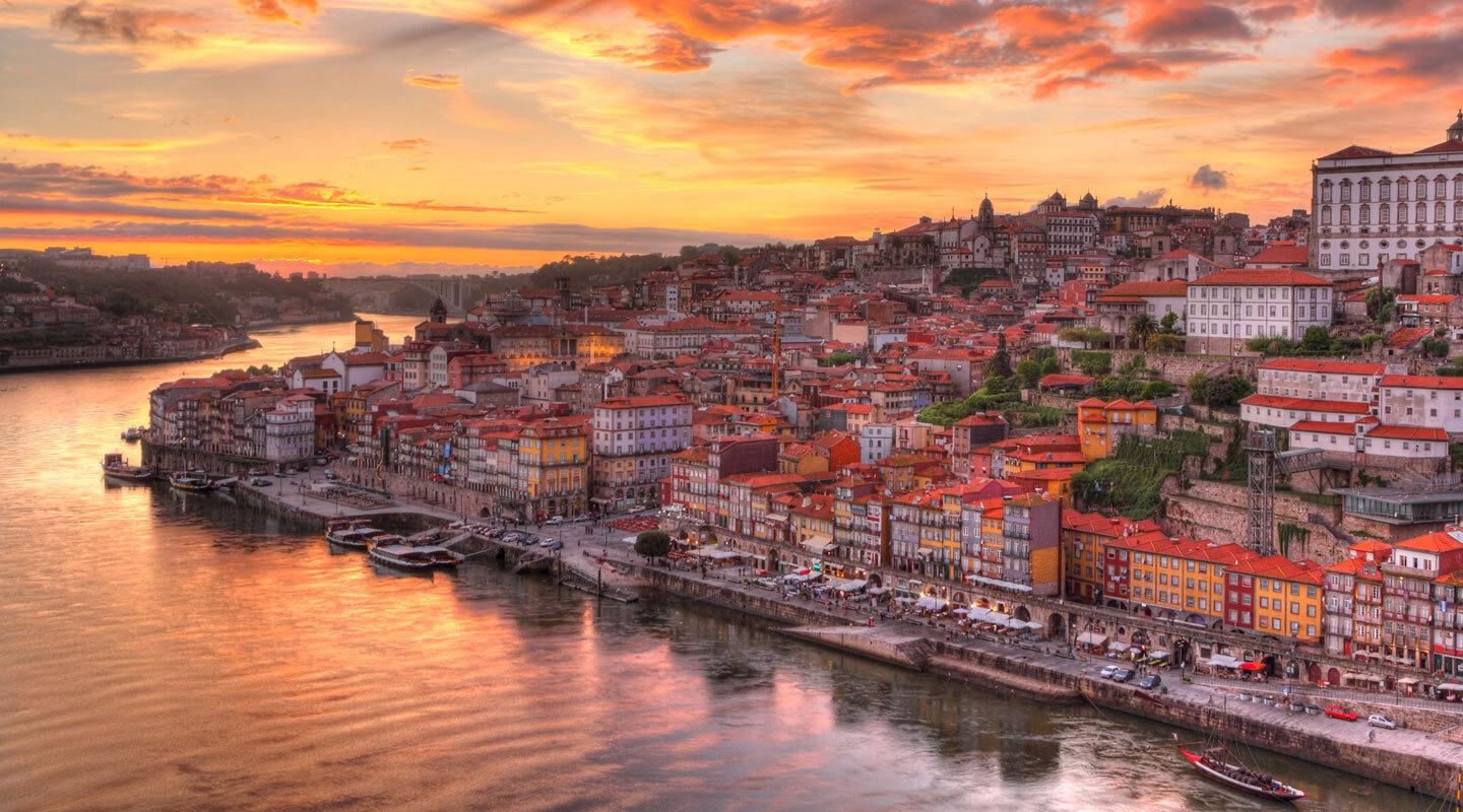 Solnedgang-over-Porto