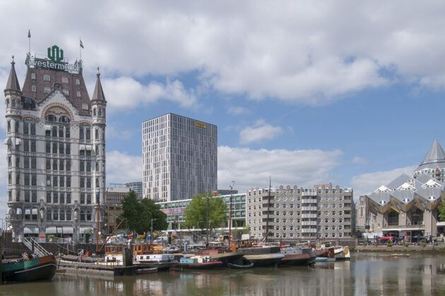 Rotterdam med Witte Huis och Kubhusen